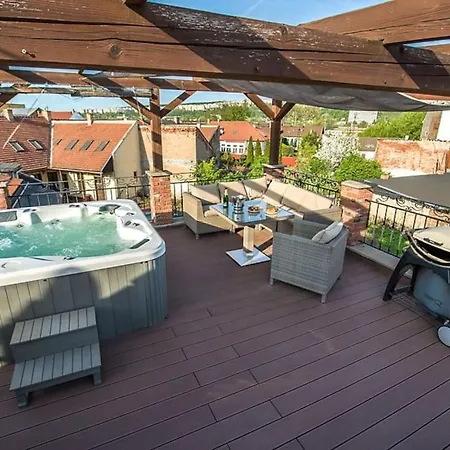 Glamorous Jacuzzi Loft With Roof Terrace
