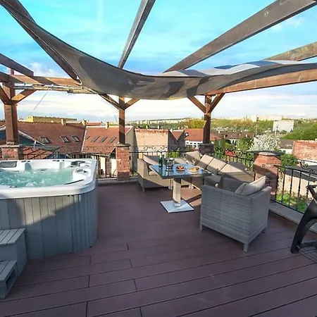 Apartment Glamorous Jacuzzi Loft With Roof Terrace