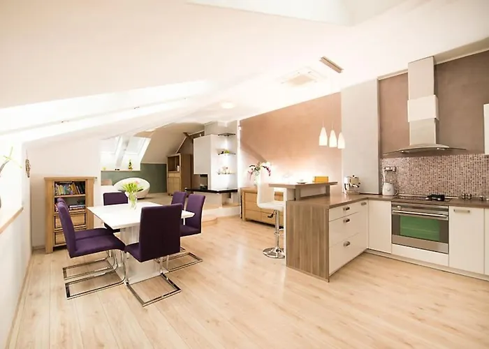 Glamorous Jacuzzi Loft With Roof Terrace Appartamento