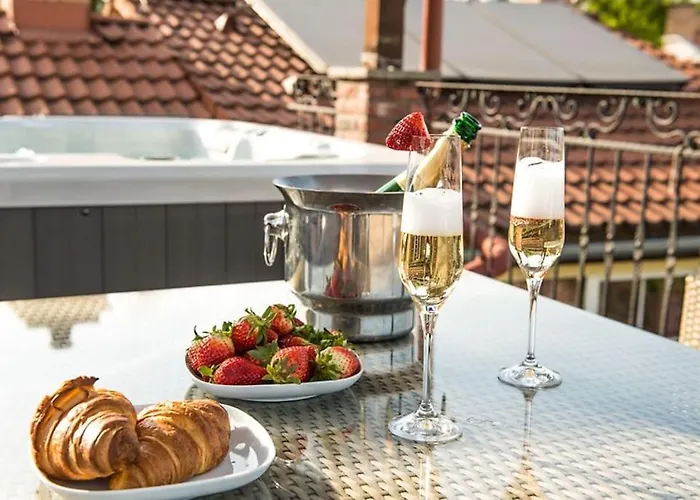 Appartamento Glamorous Jacuzzi Loft With Roof Terrace Košice