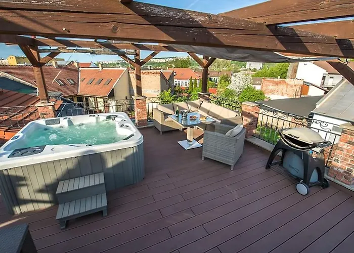 Glamorous Jacuzzi Loft With Roof Terrace